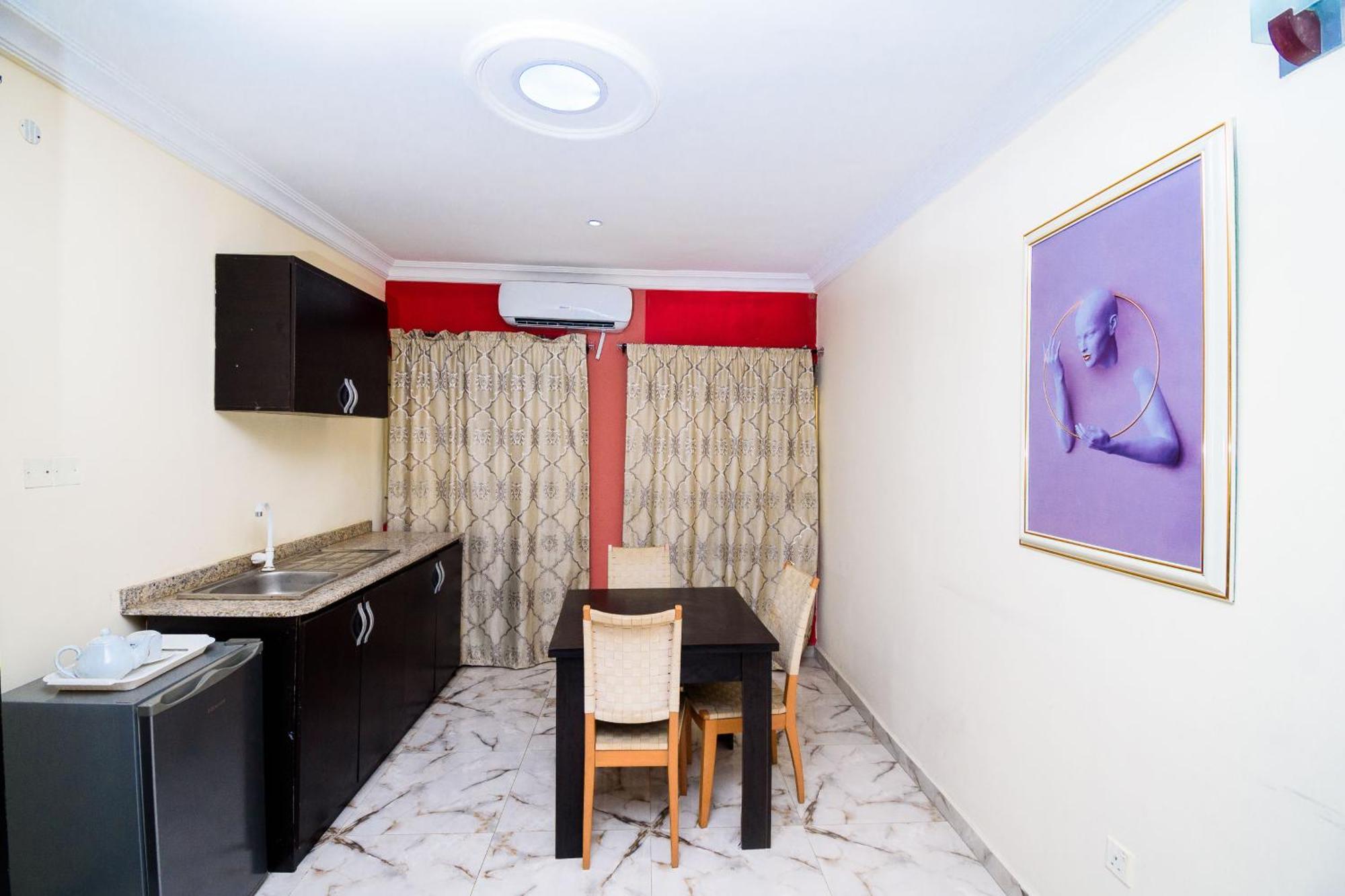 D'Tavern Apartment 이바단 외부 사진
